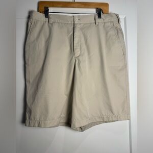Nike golf fit dry khaki shorts 10” inseam
